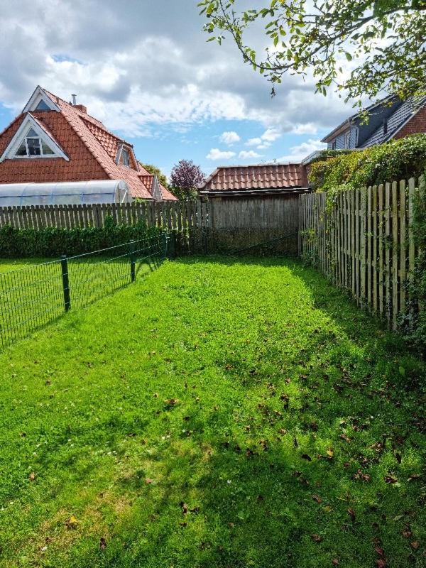 Kleiner Hookie In Hooksiel Mit Hund Villa Schillig Exterior photo